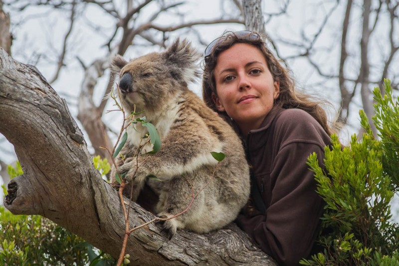 Mireia posando con Koala