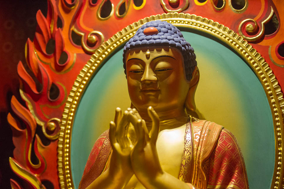 Budha en templo.